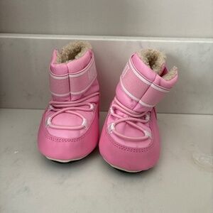 Infant pink Original Moon Boot